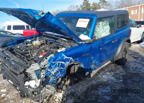 2023 Ford Bronco Black Diamond из США, поврежденный, VIN 1FMDE5CH3PLA89892